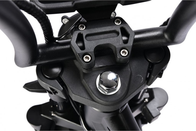 Электроскутер WHITE SIBERIA PRO BLACK EDITION 5000W в Хабаровске