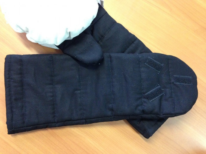 Рукавицы для работы с тандыром в Хабаровске