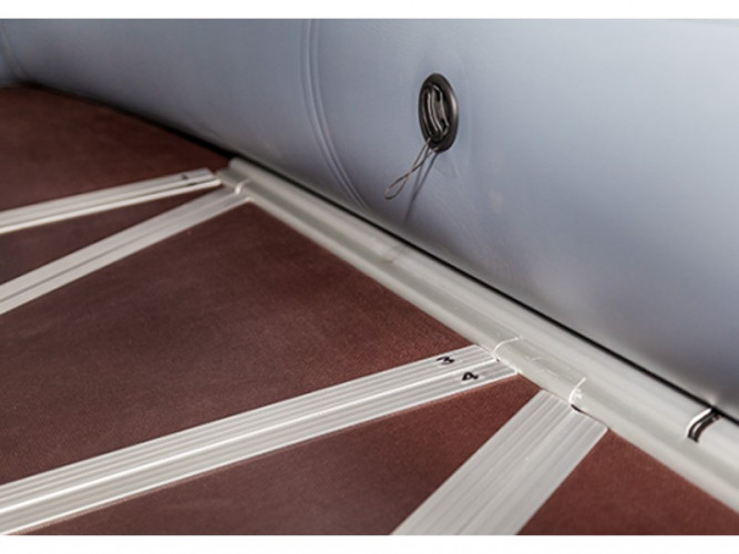 Надувная лодка ПВХ Polar Bird 385M в Хабаровске