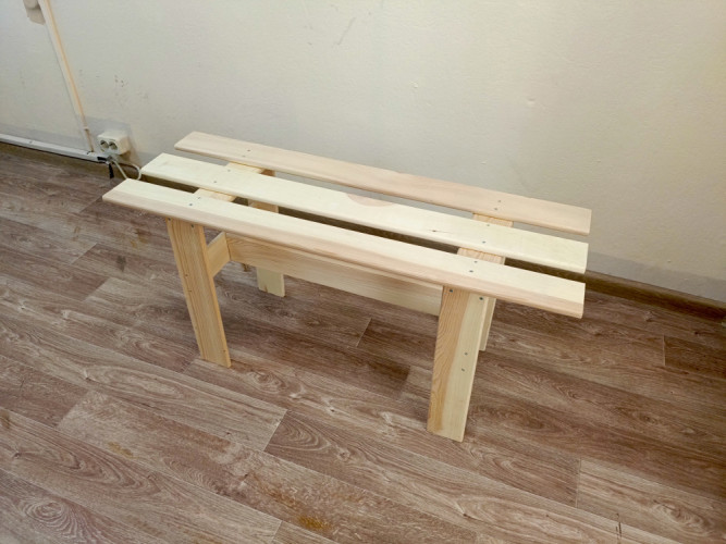 Лавка деревянная в Хабаровске