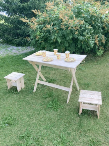 Стол складной деревянный в Хабаровске