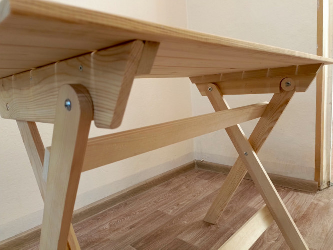 Стол складной деревянный в Хабаровске