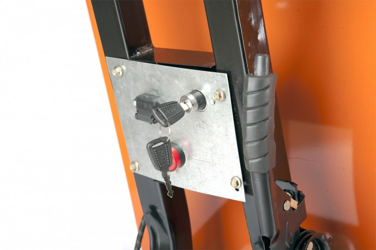 Тележка самоходная RuTrike «Ковш» СТК 500 48V900W в Хабаровске