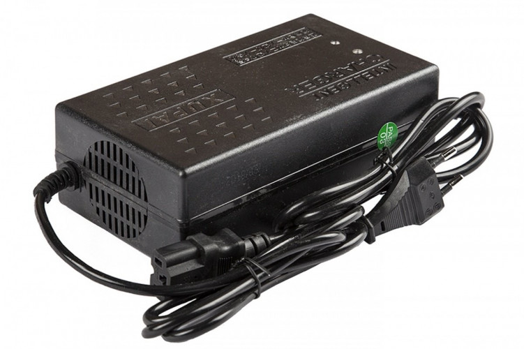 Зарядное устройство RuTrike для аккумуляторов 60V32A/H (4A) в Хабаровске